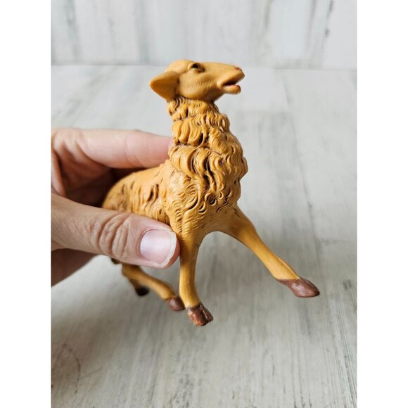 Vintage Italy sheep lamb Fontanini plastic tan - Picture 8 of 10